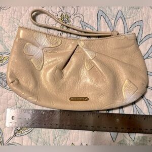 Brahmin. Cream/ivory wristlet. NWOT